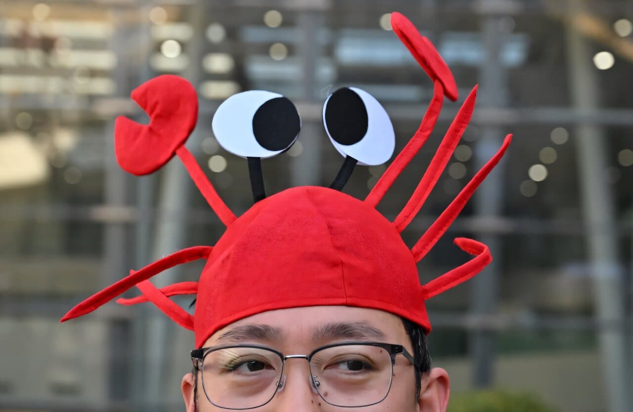 AI agent 'lobster fever' grips China despite risks